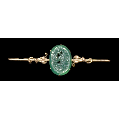 742 - A 9ct Gold Bar Brooch