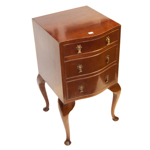 188 - A Small Shaped Front Mahogany Chest of Three Drawers