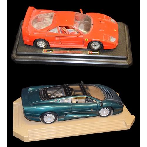 253 - A Scale Model of a Jaguer XJ220 and Another of A Ferrari F40