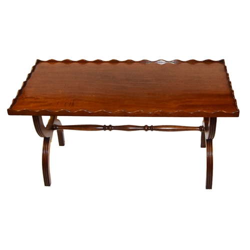 260 - A Nice Mahogany Rectangular Coffee Table