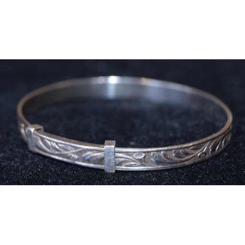 503 - A Childs Silver Bangle