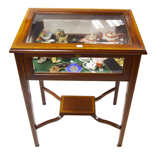 370 - A Very Nice Inlaid Mahogany  Table Top Display Cabinet