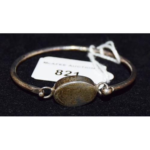 821 - A Silver Bangle