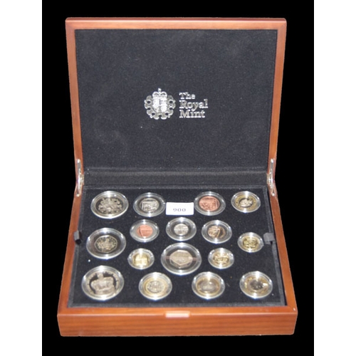 900 - A 2013' UK Premium' Proof Coin Set