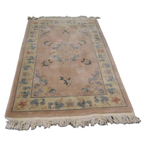 124 - A Good Rectangular Floor Rug