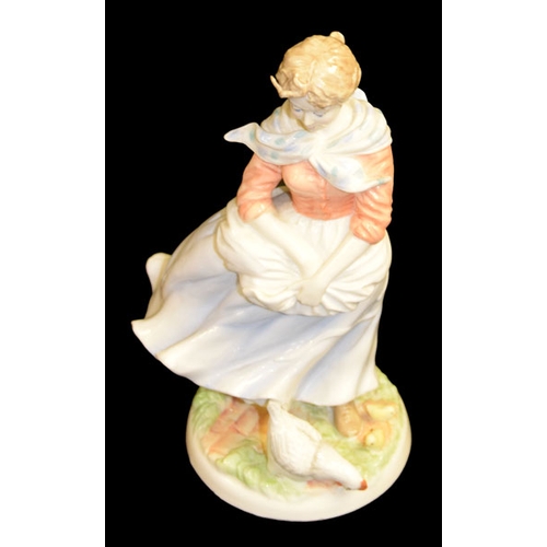 142 - A Royal Worster Limited Edition Figurine 'A Farmers Wife'