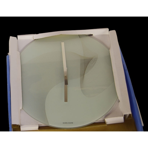 277 - A New Karisson Wall Clock