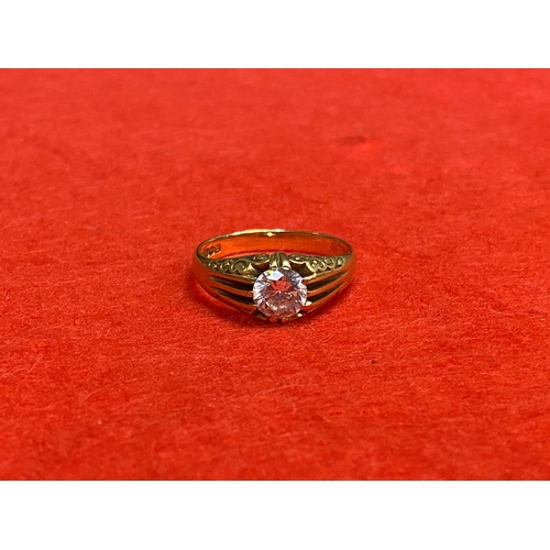 57 - 9ct gold ring with CZ size S