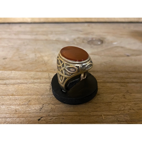 69 - White Metal Ring with Amber Glass Oval, size T