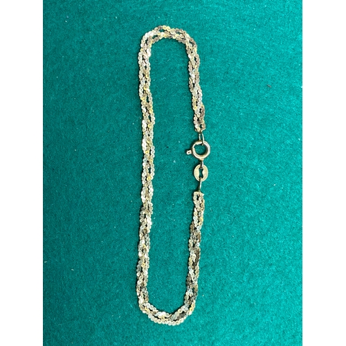 71 - 9ct Gold Bracelet