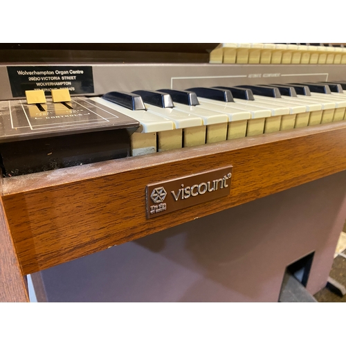 113 - Viscount Organ - Working but in need of attention