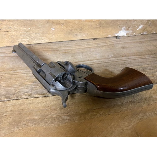 141 - Replica Single Action Revolver, Boxed