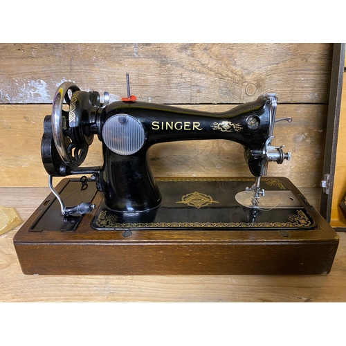 144 - 1953 Singer Sewing Machine 'EH' Serial with Hand Crank and Accompanying Tools, Oil and Needles - wor... 