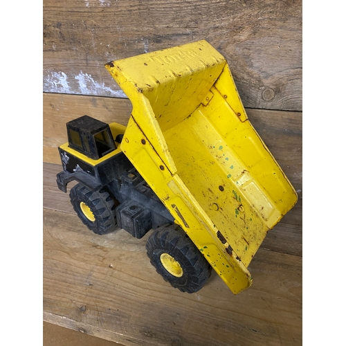 196 - Vintage Tonka Dumper Truck