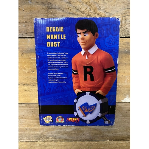 275 - Archie Reggie Mantle Bust by Diamond Select Gifts, 2006