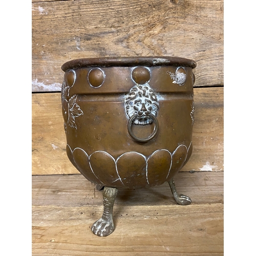 416 - Copper Planter featuring Lions Head Handles