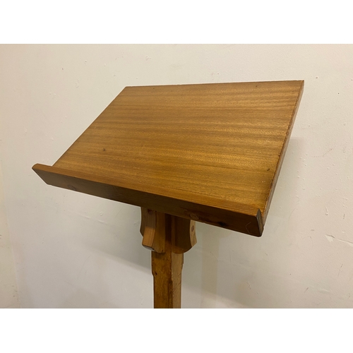 464 - Wooden Lectern