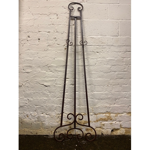 490 - Tall Metal Easel 176 x 50cm, AF