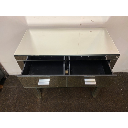 528 - Modern Mirrored Console / Dressing Table