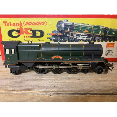 59 - Tri-ang Railways CKD 'Princess Elizabeth' Locomotive and Tender (R.386) in Original Box