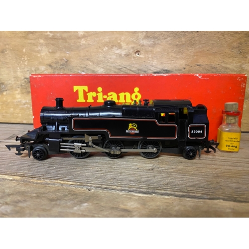 63 - Tri-ang Railways Boxed 00 Gauge R59 2-6-2 Tank Loco, Black Livery