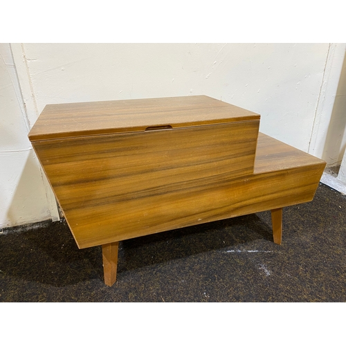 392 - Mid Century Sewing Box by Vanson