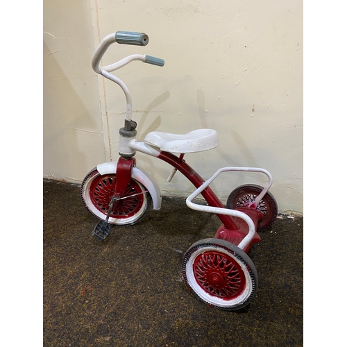 353 - Vintage 1950's/60's Tri-ang Childs Tricycle