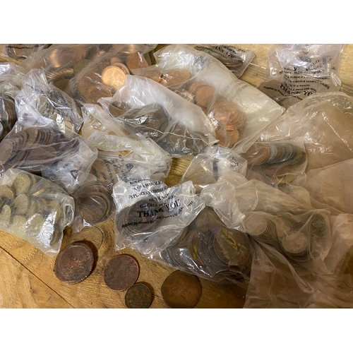 205 - Large Lot of Mixed British coinage, mainly early 20th Century