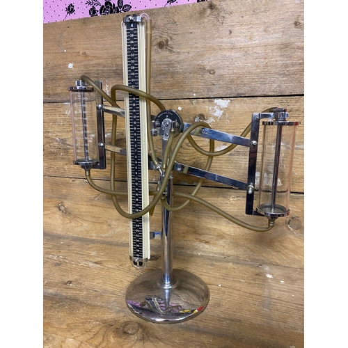 363 - Vintage Medical Scales / Apparatus