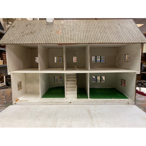 119 - Large Vintage Dolls House