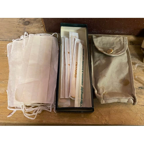 172 - Vintage Obstetrics Doctors Case and Contents