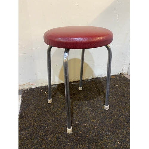 403 - Retro Metal Stool