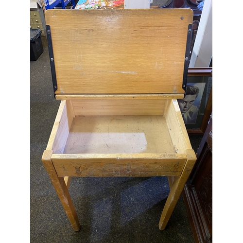 404 - Vintage Single School Desk