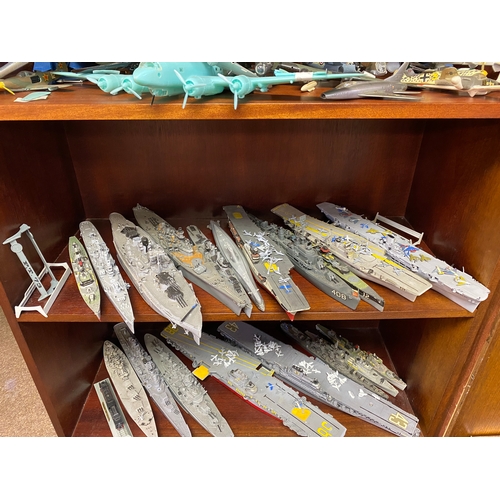 118A - Large Collection of Model Ships and Aeroplanes for restoration, AF