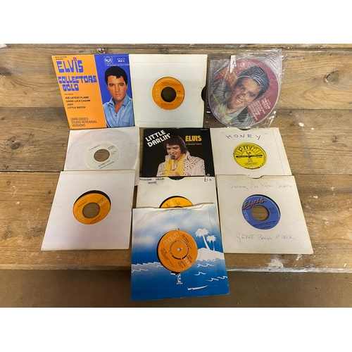 63 - Collection of 30x Singles to include RCA and Sun Record Labels, Mainly Elvis