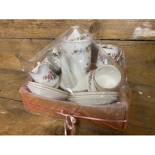 93 - Paragon Coffee Set in Hamper