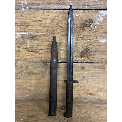 135 - WW2 Bayonet with Sheath, clean example