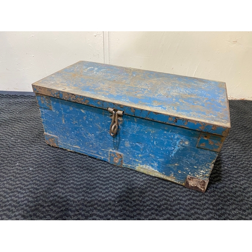 145 - Large Blue Storage / Tool Box (62x32x25cm)