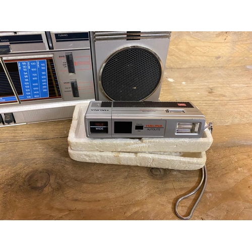 229 - Collection of Retro Tech to include Unisef Cassette Player and Harvard 410T Radio