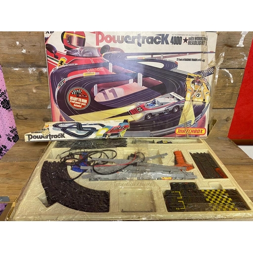 315 - Matchbox Powertrack 4000 (Not original cars) - Fiat & Jaguar Included