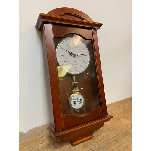 54 - Modern Wall Clock, working order