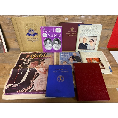 88 - Collection of Royal Interest magazines and books