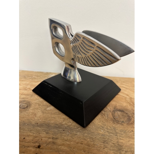 112 - Flying Bentley 1933 aluminium desk ornament