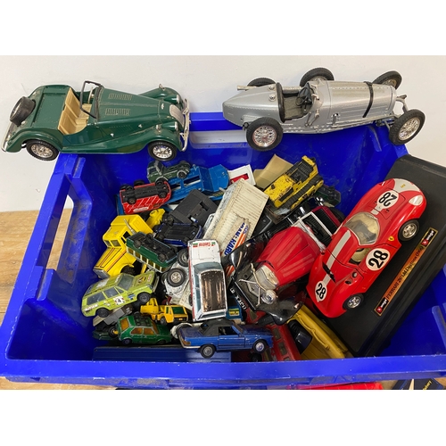 136 - Large collection of Diecast Vehicles to include Dinky and Matchbox