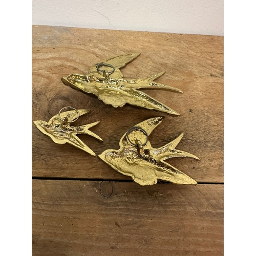 185 - 3x Brass Wall Hanging Swallows