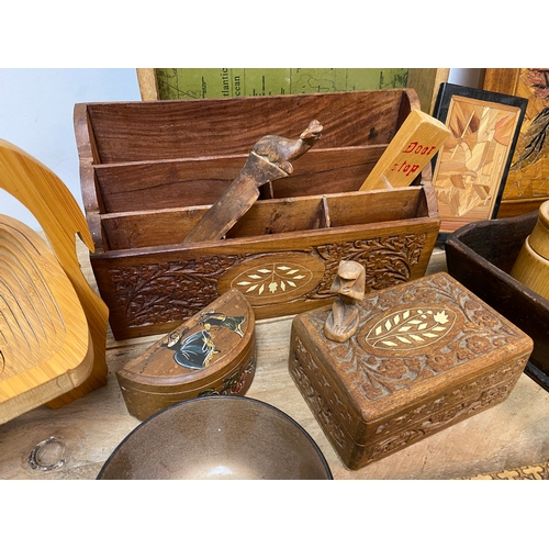 207 - Large Quantity of Treen including Folding Camel Bowl and Trays