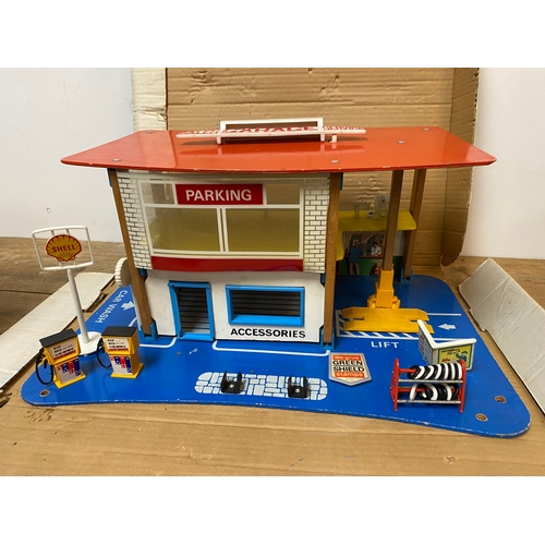 215 - Vintage Folding Toy Garage