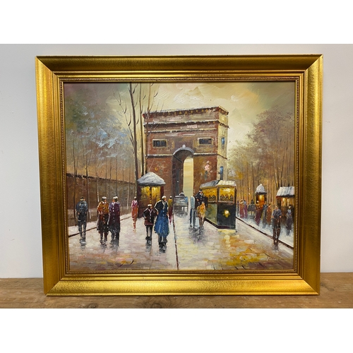 259 - Good Framed Oil on Canvas of the Arc de Triomph, signed (61.5x72cm)