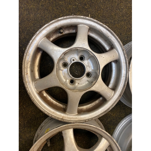 295 - Set of Classic Alloy Wheels 5.5Jx13 2H