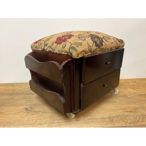 316 - Storage Pouffe / Magazine Rack